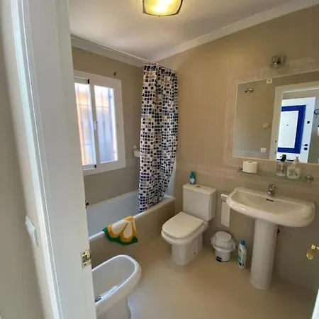 In With Private Pool And Sea View Willa *